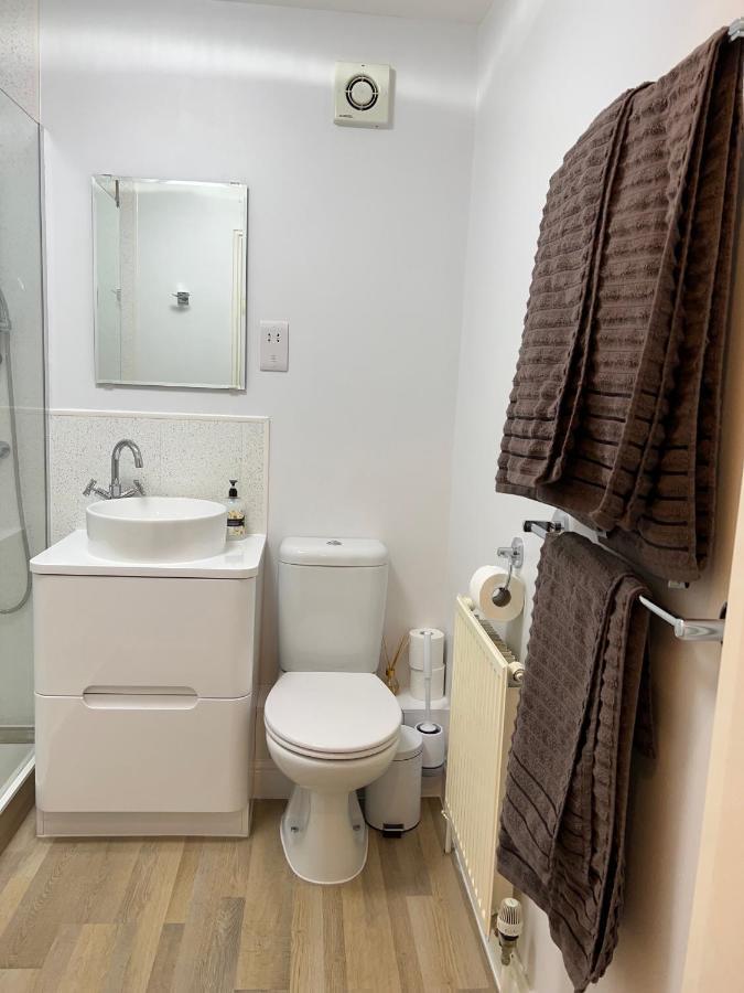 Glastonbury High Street Sanctuary- 2 Bd, Sleeps 4 ภายนอก รูปภาพ