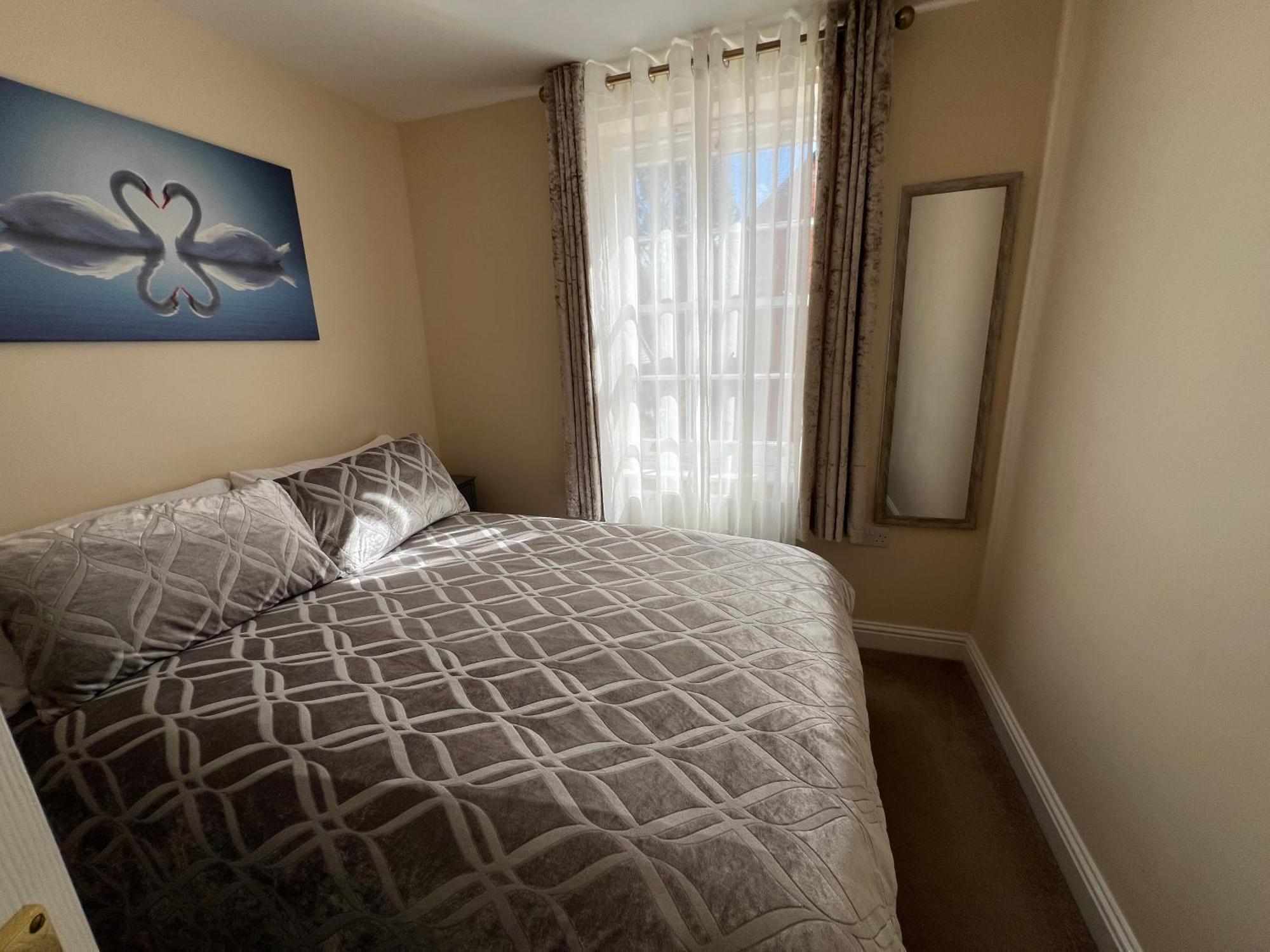 Glastonbury High Street Sanctuary- 2 Bd, Sleeps 4 ภายนอก รูปภาพ