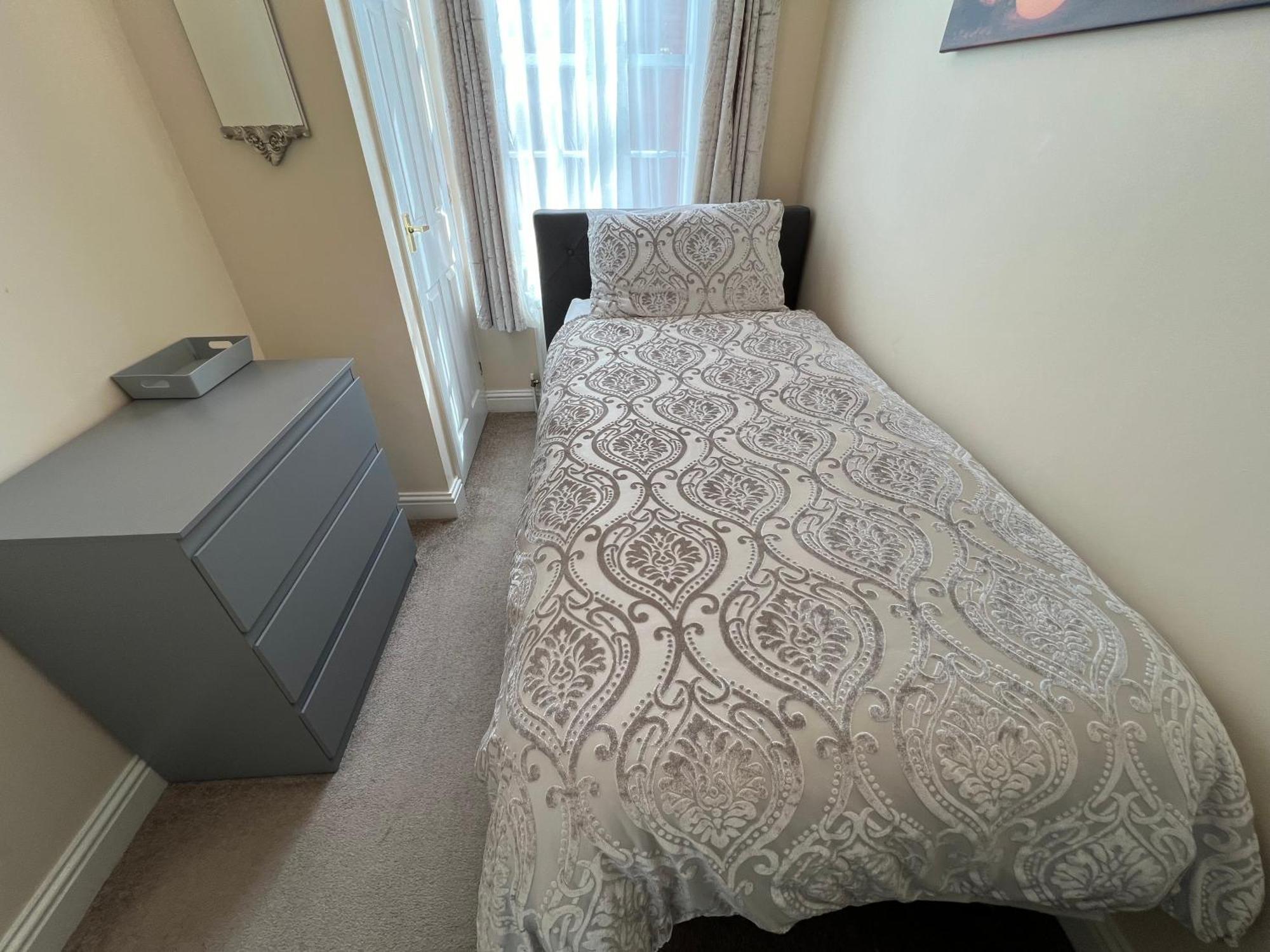 Glastonbury High Street Sanctuary- 2 Bd, Sleeps 4 ภายนอก รูปภาพ